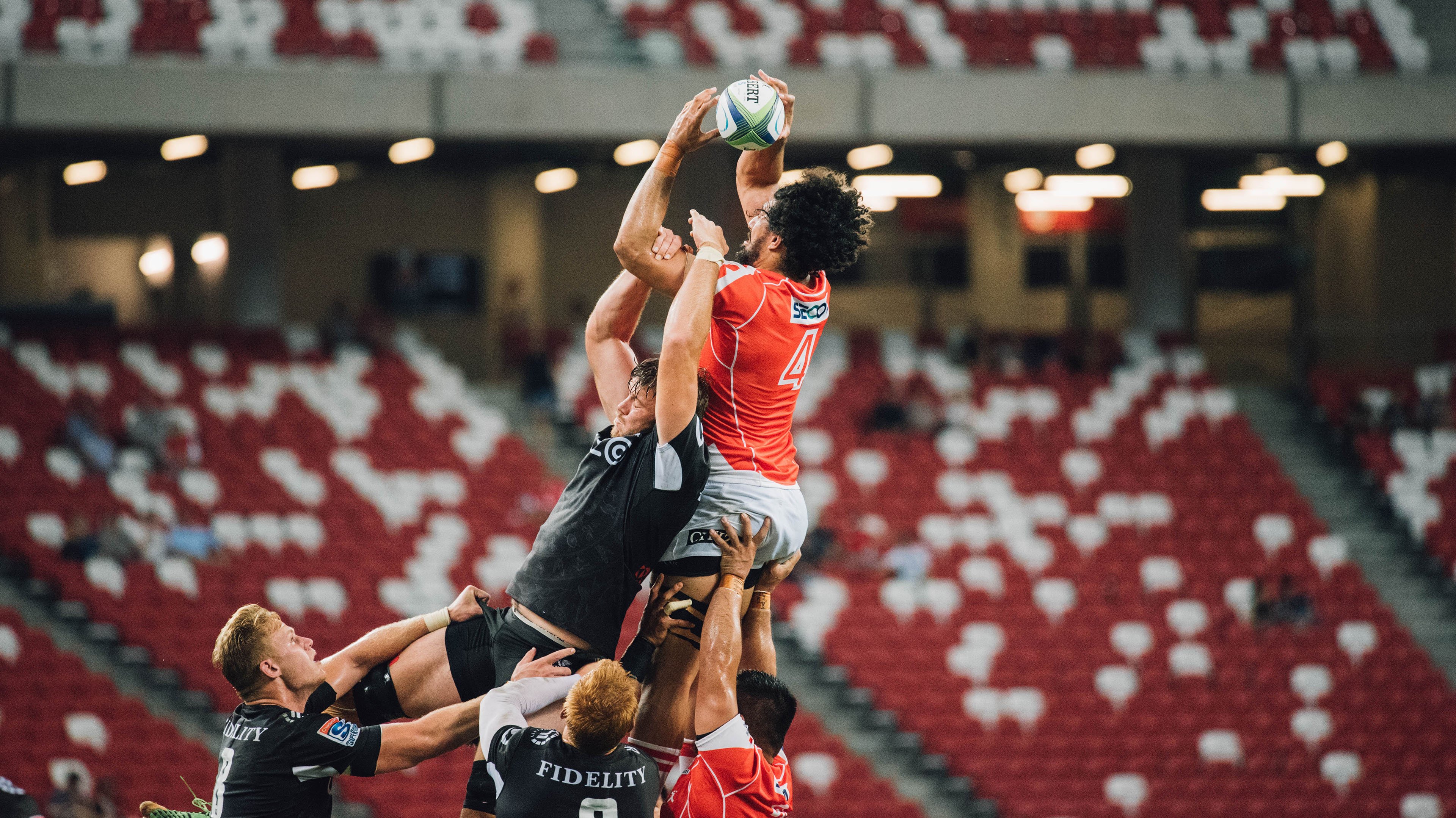 关键封盖:李磊封堵对手最后一投,稳住胜局!